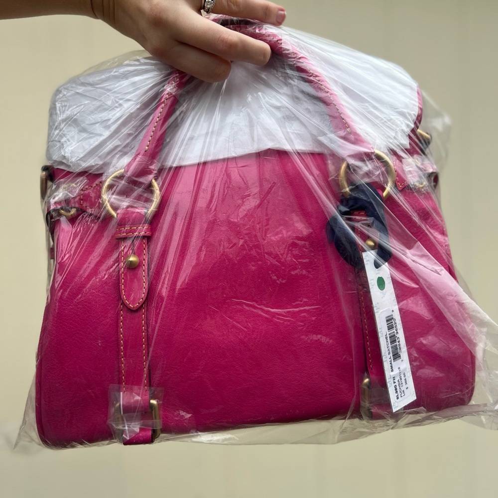 NWT RARE FUCHSIA Dooney & BOURKE Florentine Small Satchel - Picture 2 of 7